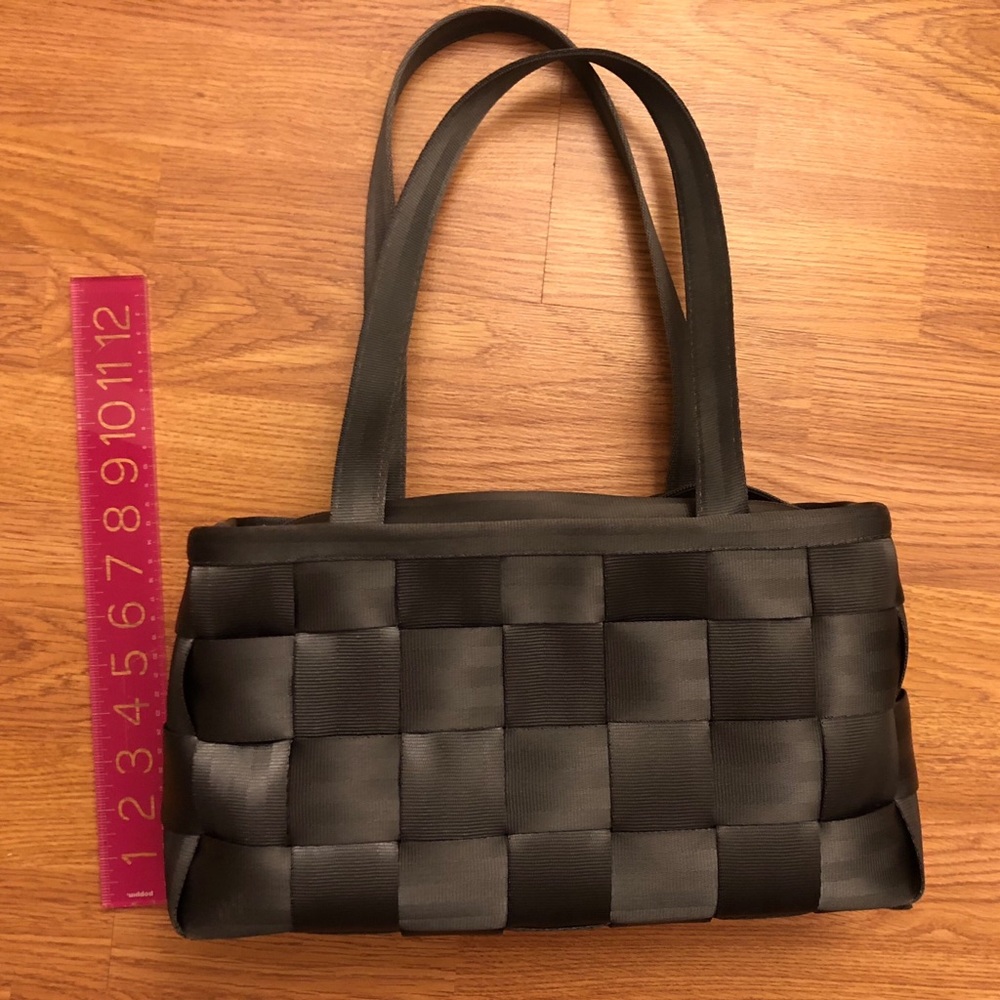 Harvey’s Seatbelt Bag- shoulder bag, slate grey